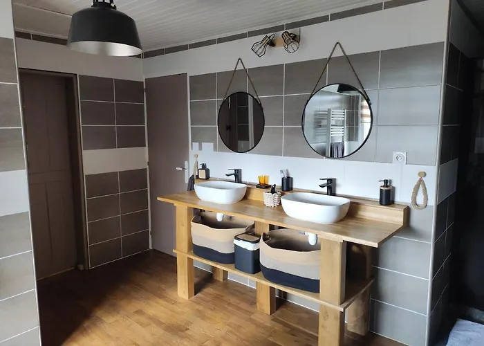 Holiday home Le De Louisantin *