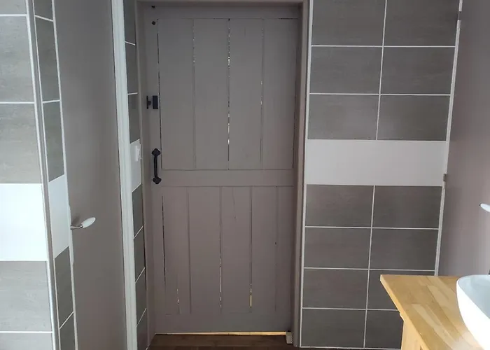 Holiday home Le De Louisantin Lacapelle-del-Fraisse