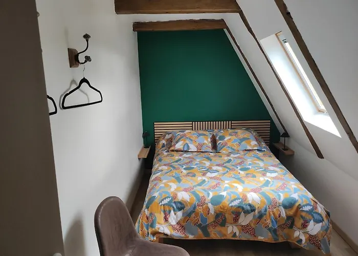 Holiday home Le De Louisantin *